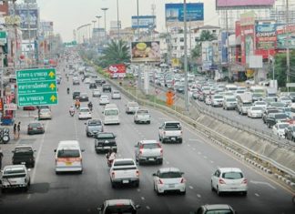 Locals and long-time visitors reported the worst traffic they’d seen in at least a decade as cars, buses and minivans went bumper to bumper on Sukhumvit Road May 1 and 2